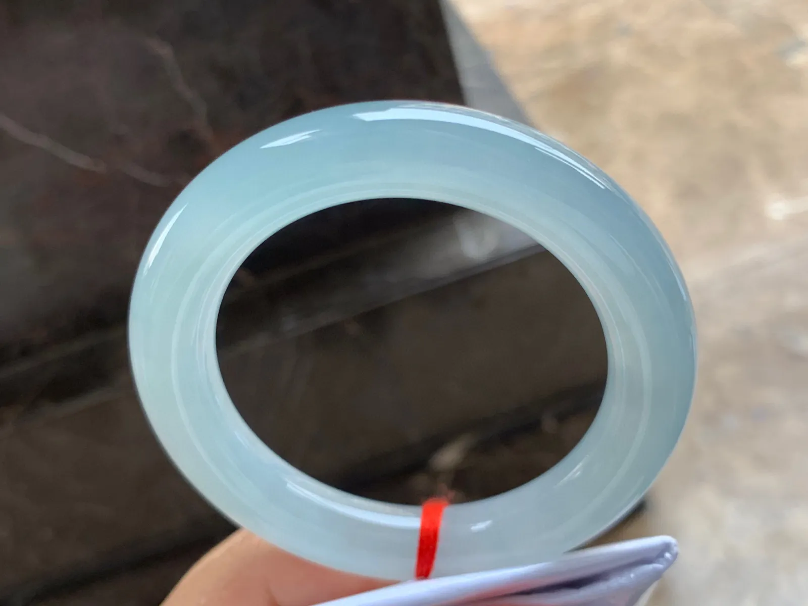 58.5-11.5mm
冰种晴水圆条手镯 水润冰透 葡萄肉质地