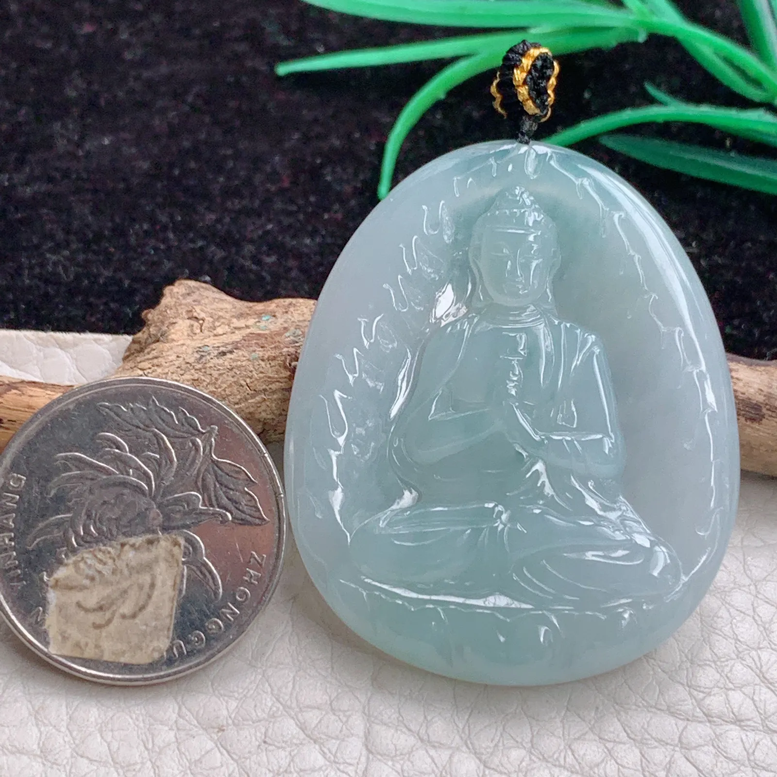kh实拍46*37.6*5.4缅甸翡翠A货胶感大日如来佛祖 佛主玉吊坠