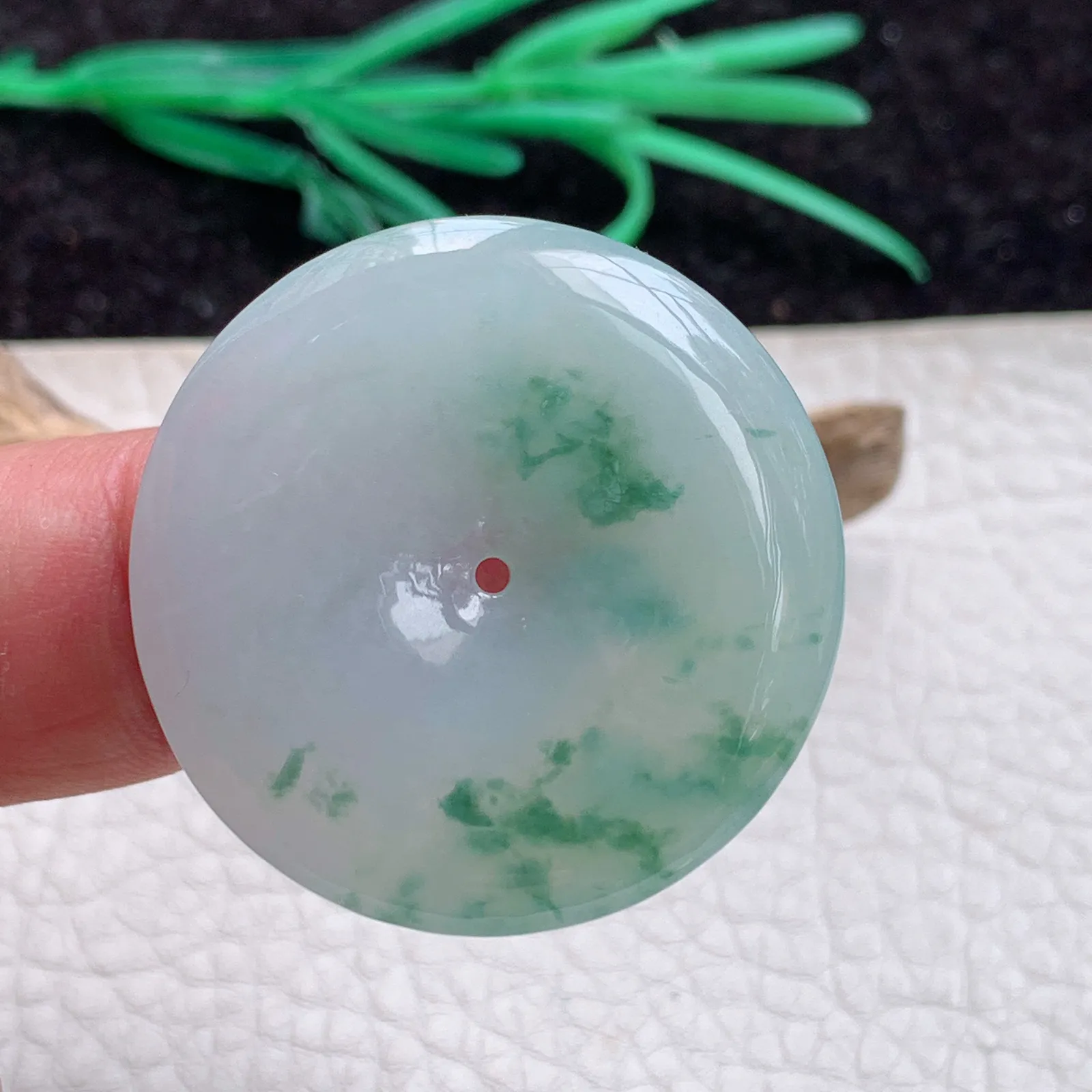 zz自然光36*5.5缅甸A货翡翠冰飘花大平安扣吊坠 怀古玉扣 飘花灵动玉质细腻