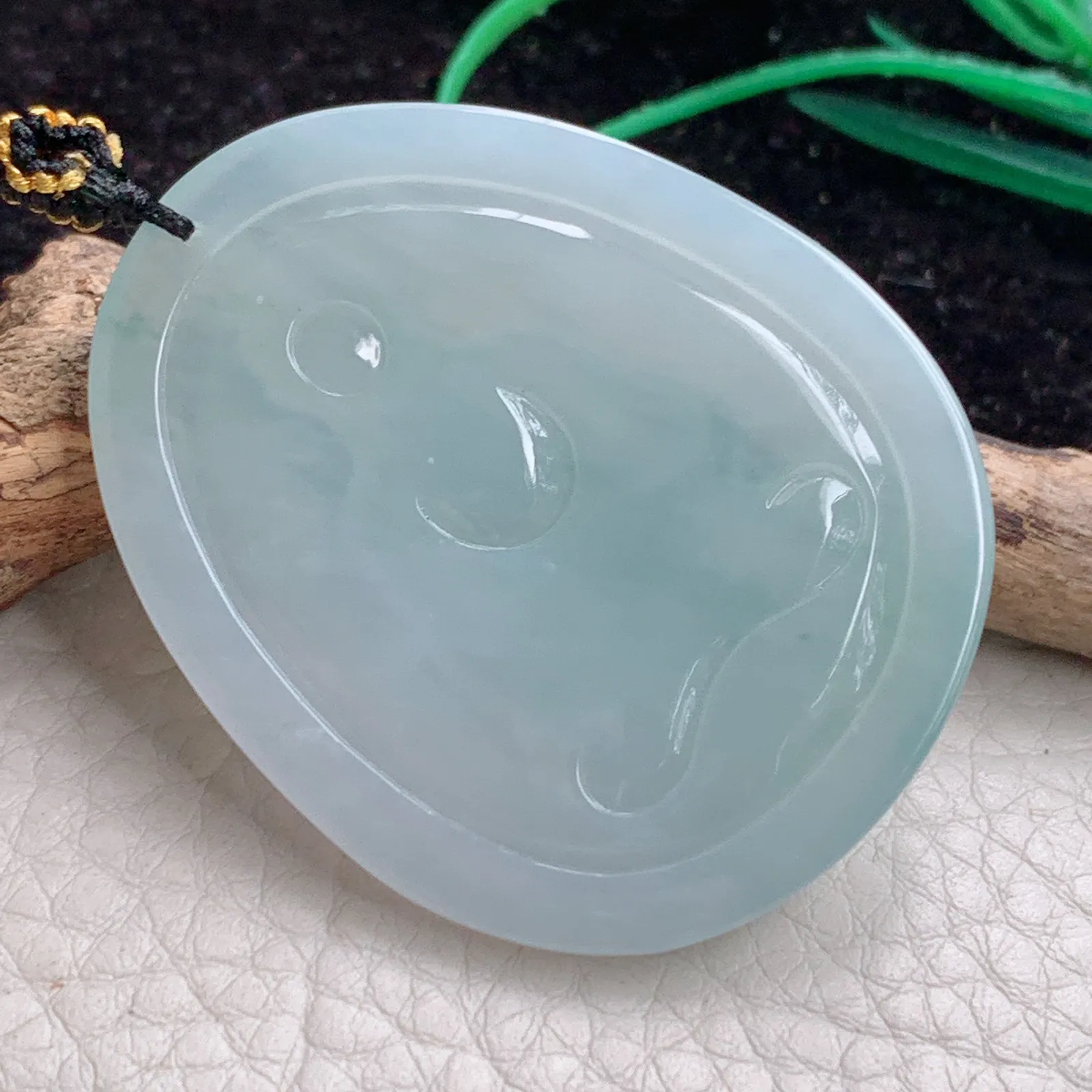 kh实拍46*37.6*5.4缅甸翡翠A货胶感大日如来佛祖 佛主玉吊坠