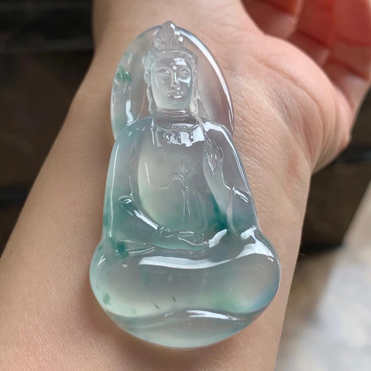 冰种飘花观音
清爽 厚装品相好