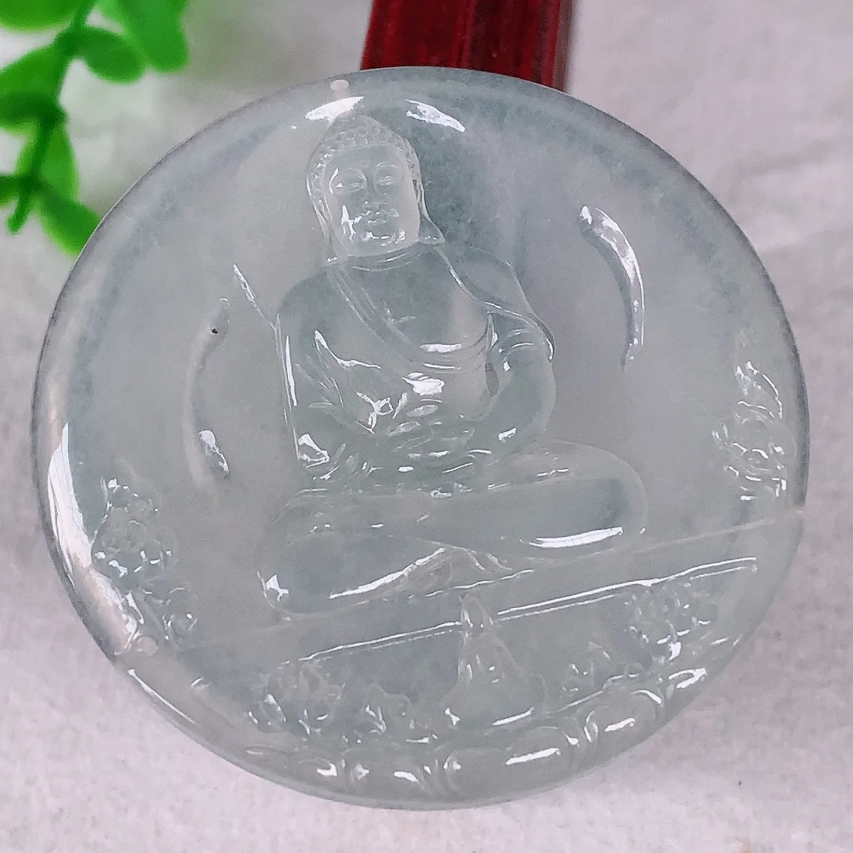 自然光实拍，精品大日如来，冰种翡翠翡翠大日如来、佛祖，法相端庄静美，普度众生 #31.3