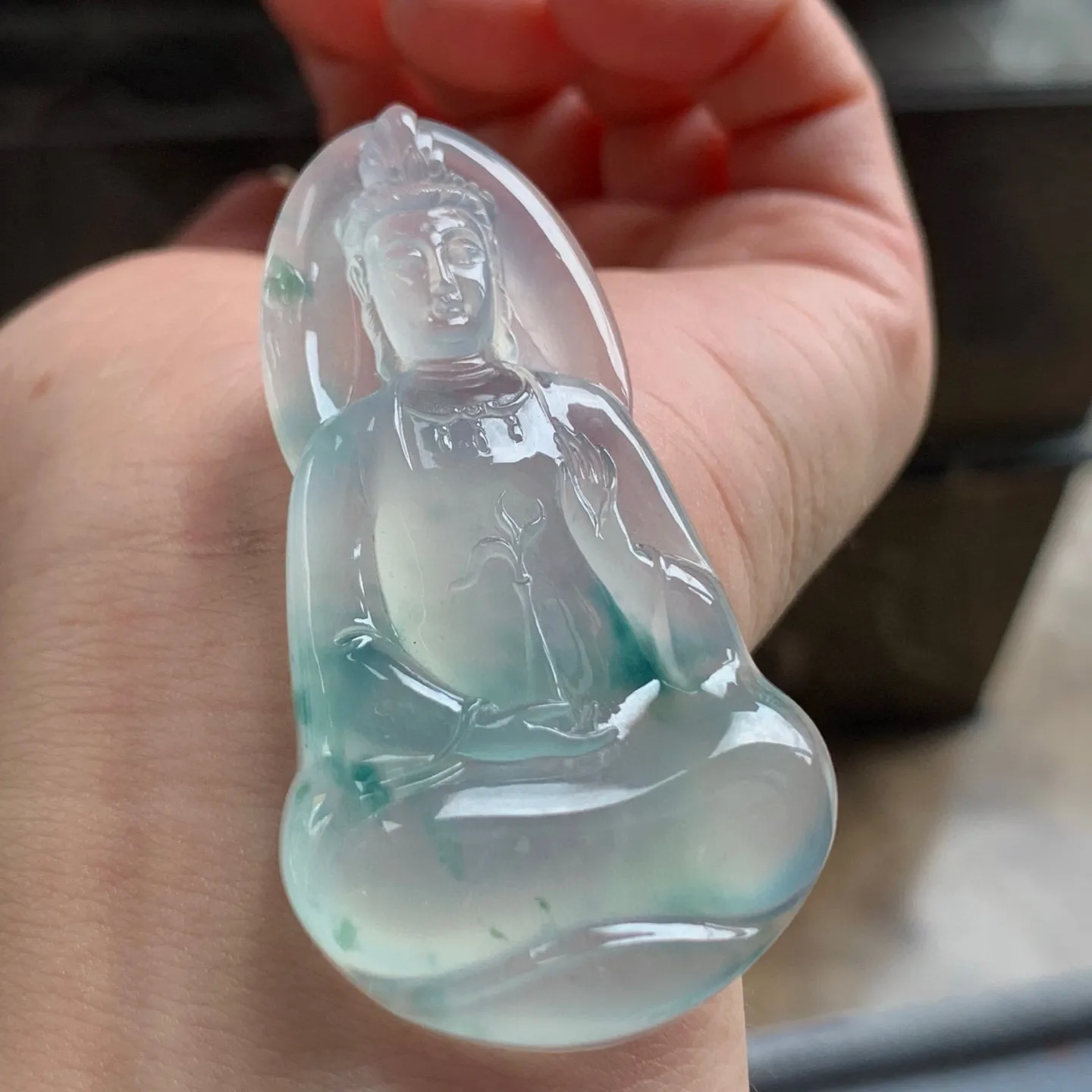 冰种飘花观音
清爽 厚装品相好