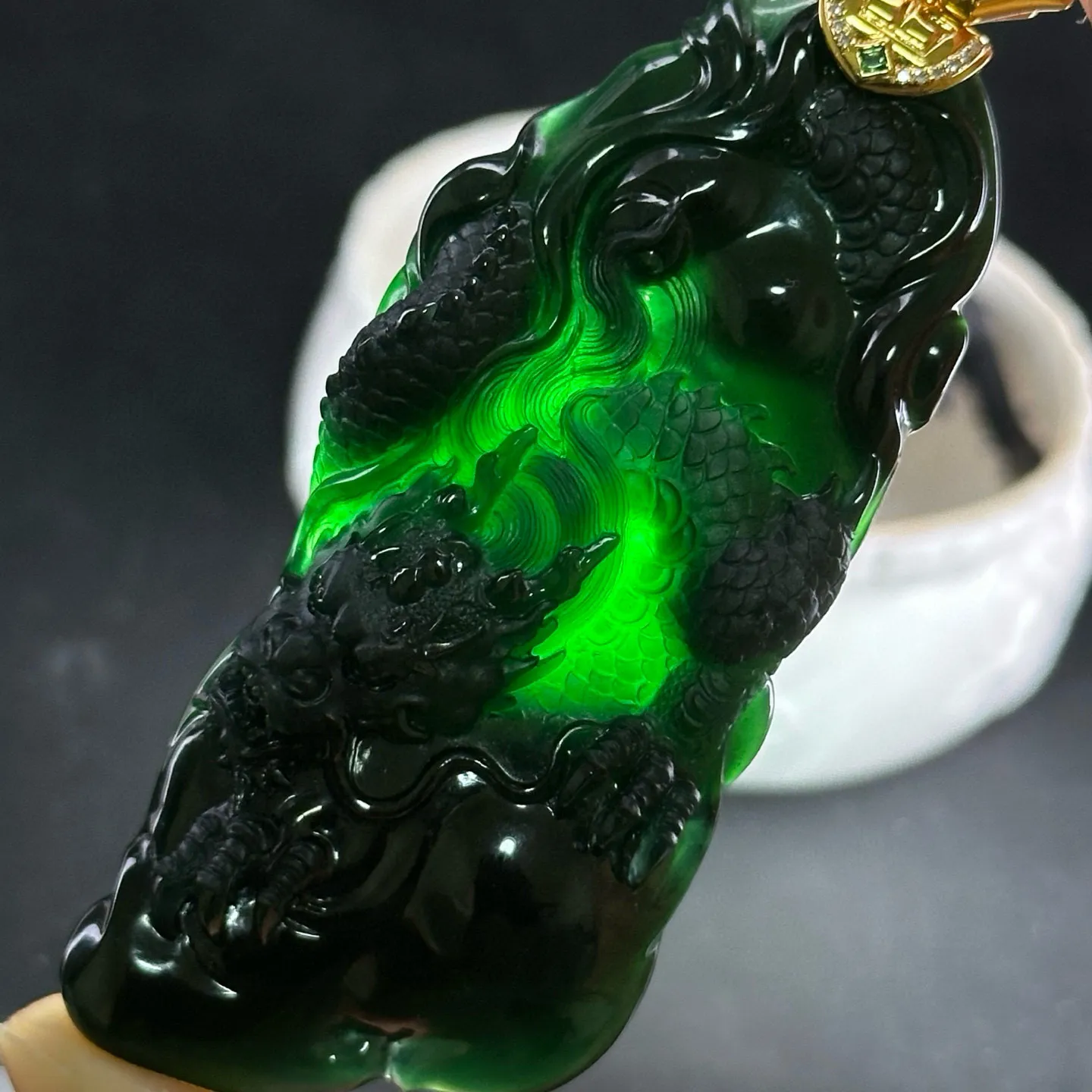 精品18k墨翠龙牌 打灯通透 油性十足 黑度极好