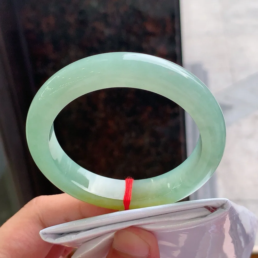 正圈高冰黄加绿 无瑕 尺寸:54.1/12.3/8.9 种色俱佳🥰🥰