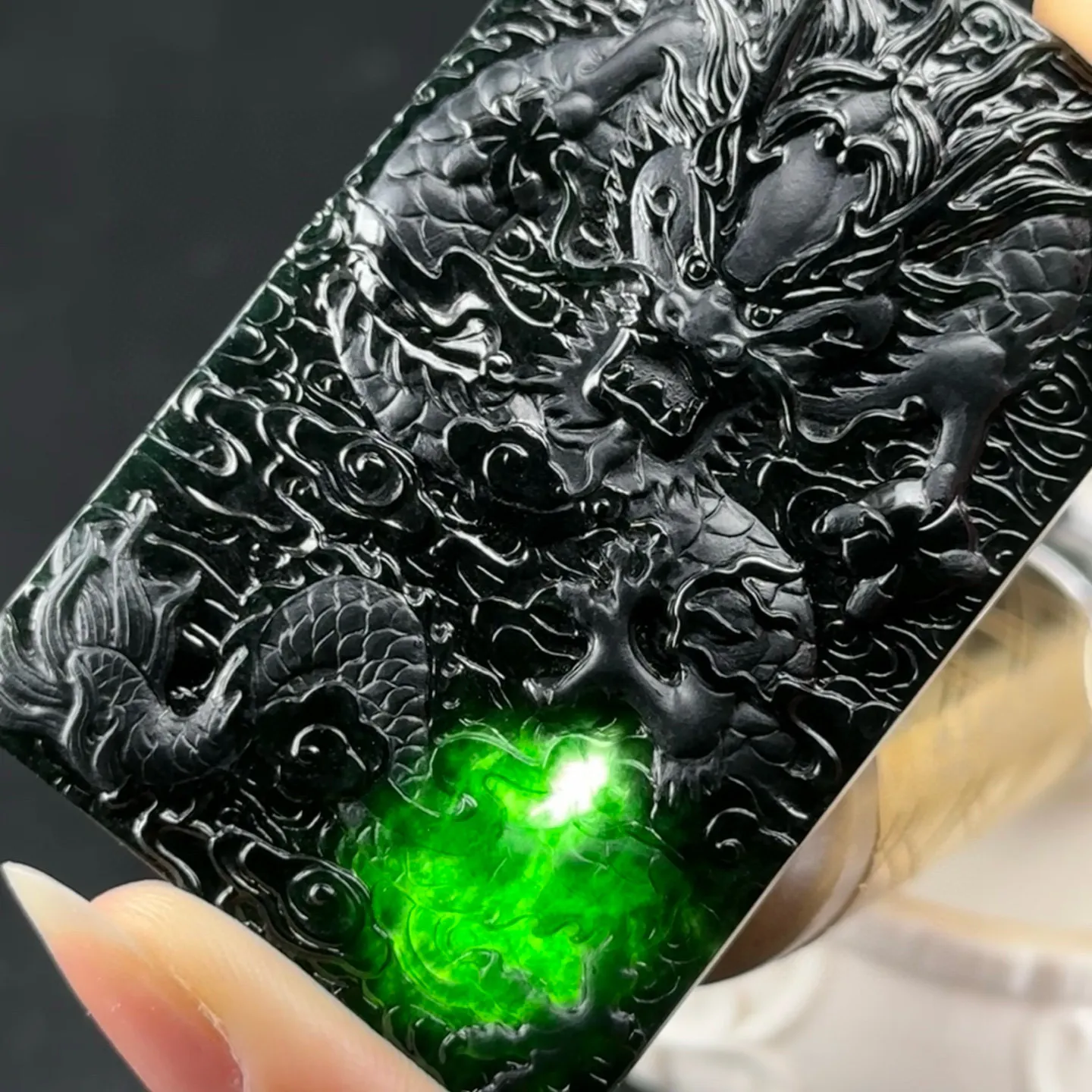 精品墨翠龙牌 黑度极好 打灯通透 油性十足 尺寸64.3