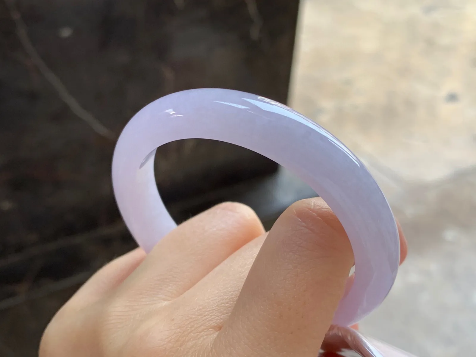 春色手镯
尺寸：53.5-10.9-8mm
肉质细腻干净～水润清秀