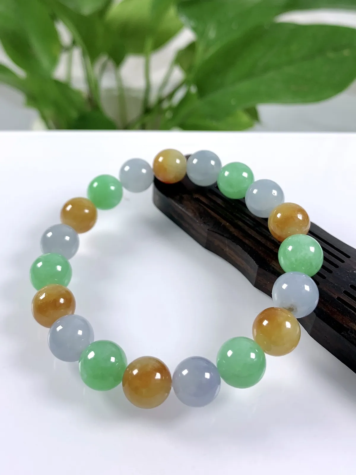 缅甸天然翡翠A货，卡10冰种起胶三彩多宝圆珠手串手链，尺寸：10mm/19颗，重量：32.63g，黄珠也是天然黄