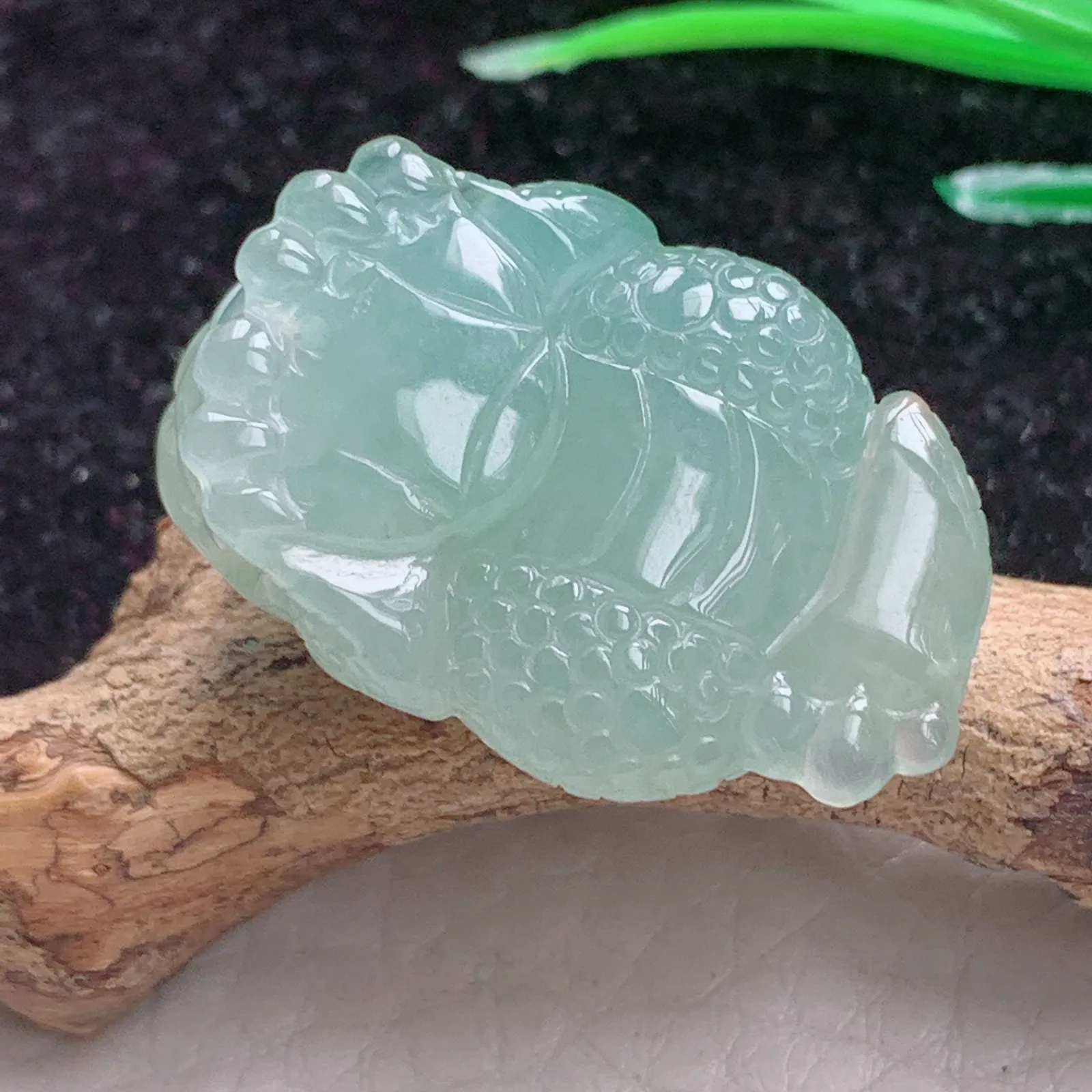 mf实拍31*20*15.5缅甸翡翠A货冰胶晴美三脚蟾玉吊坠 玉挂件