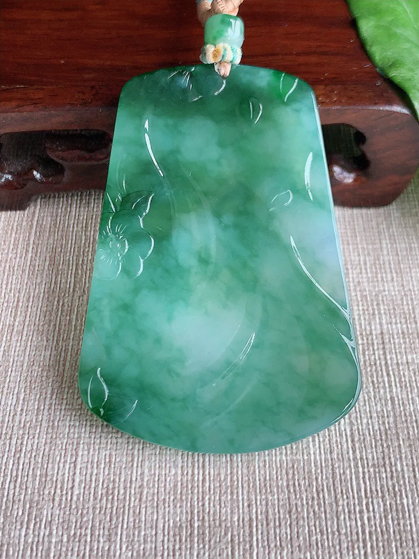 缅甸a货翡翠ddj老坑冰种飘花普贤菩萨吊坠 整体62.7×43×5.2mm 37.36