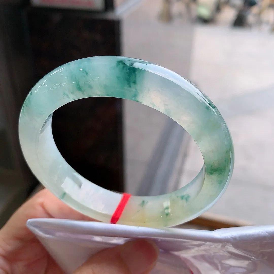 正圈冰玻黄翡飘花 无瑕 尺寸:55.8/12.9/8.9 种色俱佳️️