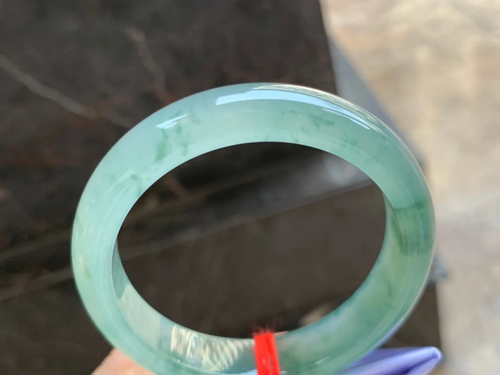 54-13-8mm
冰种飘花手镯 水润冰透