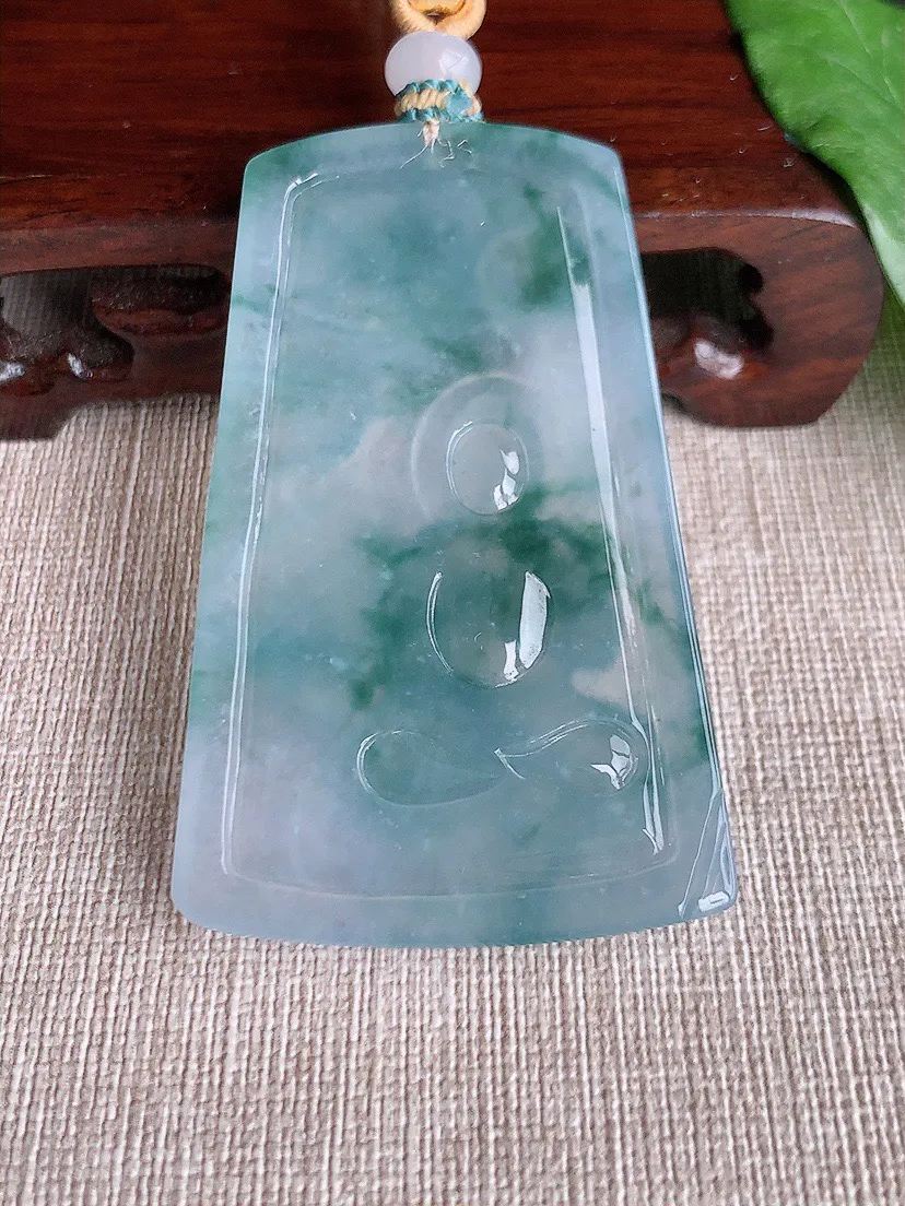 缅甸a货翡翠ddj老坑冰种飘花大日如来吊坠 整体63.4×39.8×6mm 34.52
