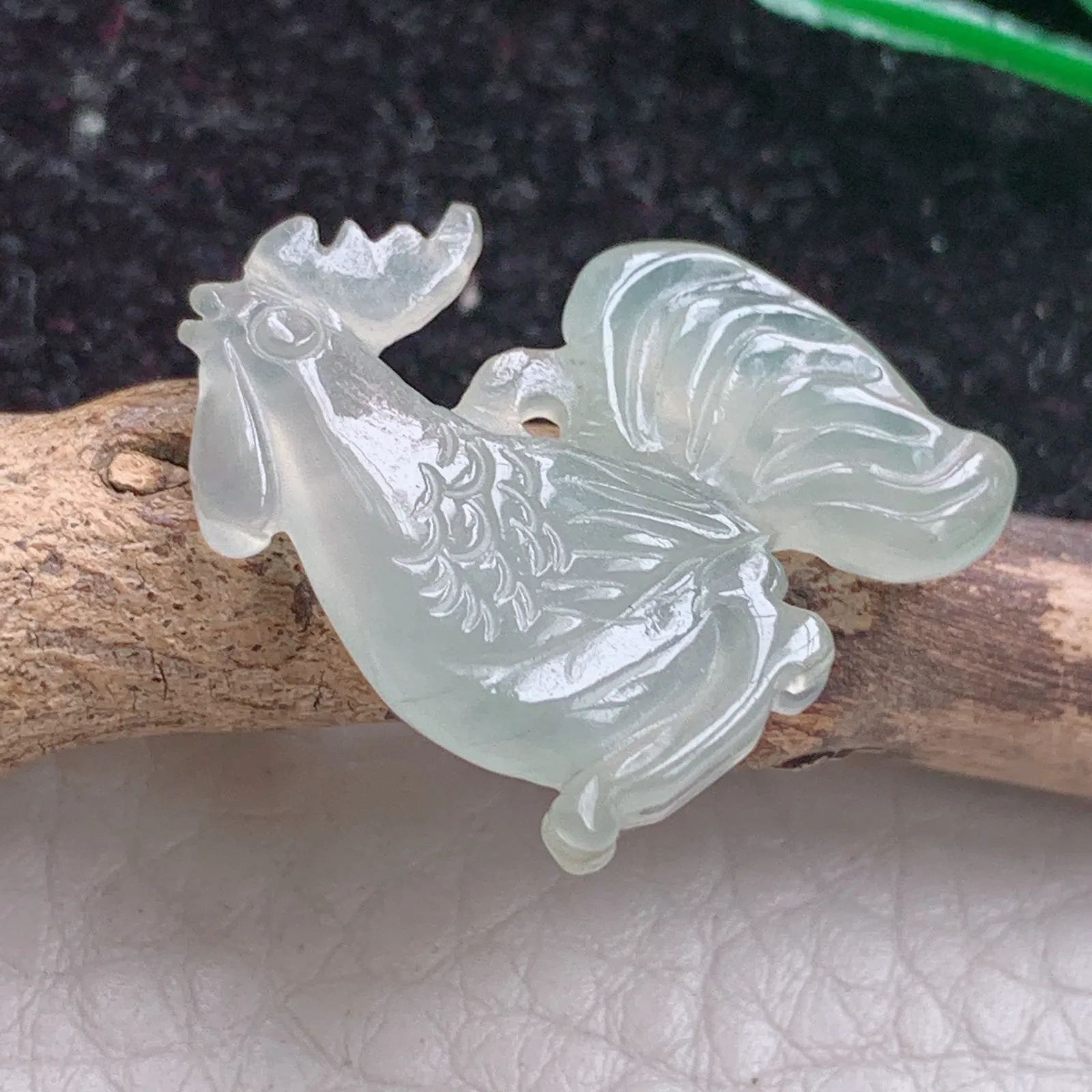 mf实拍22.8*21*4缅甸翡翠A货冰胶金鸡独立 立体生肖鸡玉吊坠