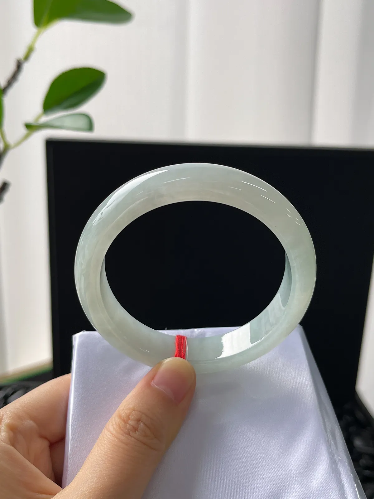 正圈53.5圈口，翡翠冰糯种飘花手镯