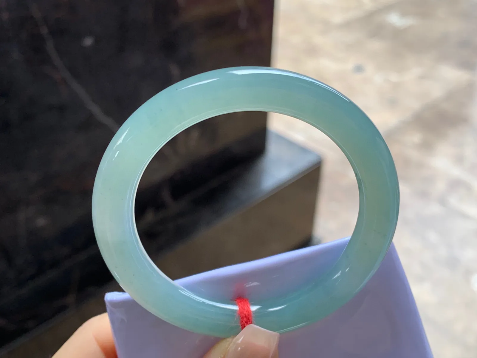 蓝水圆条手镯
尺寸：52.3-9.1mm
水润十足～小清新 上手好看