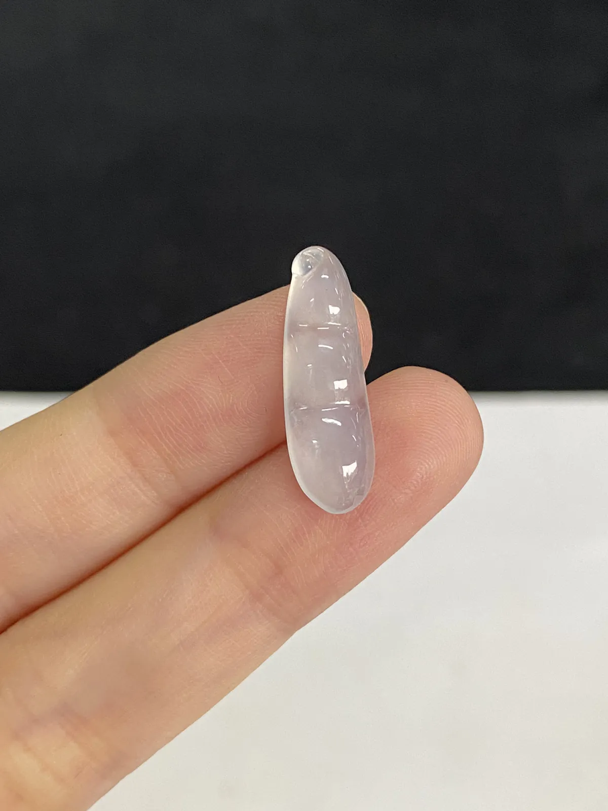 冰透翡翠，冰种福豆，缅料精品，晶莹剔透，佩戴佳品