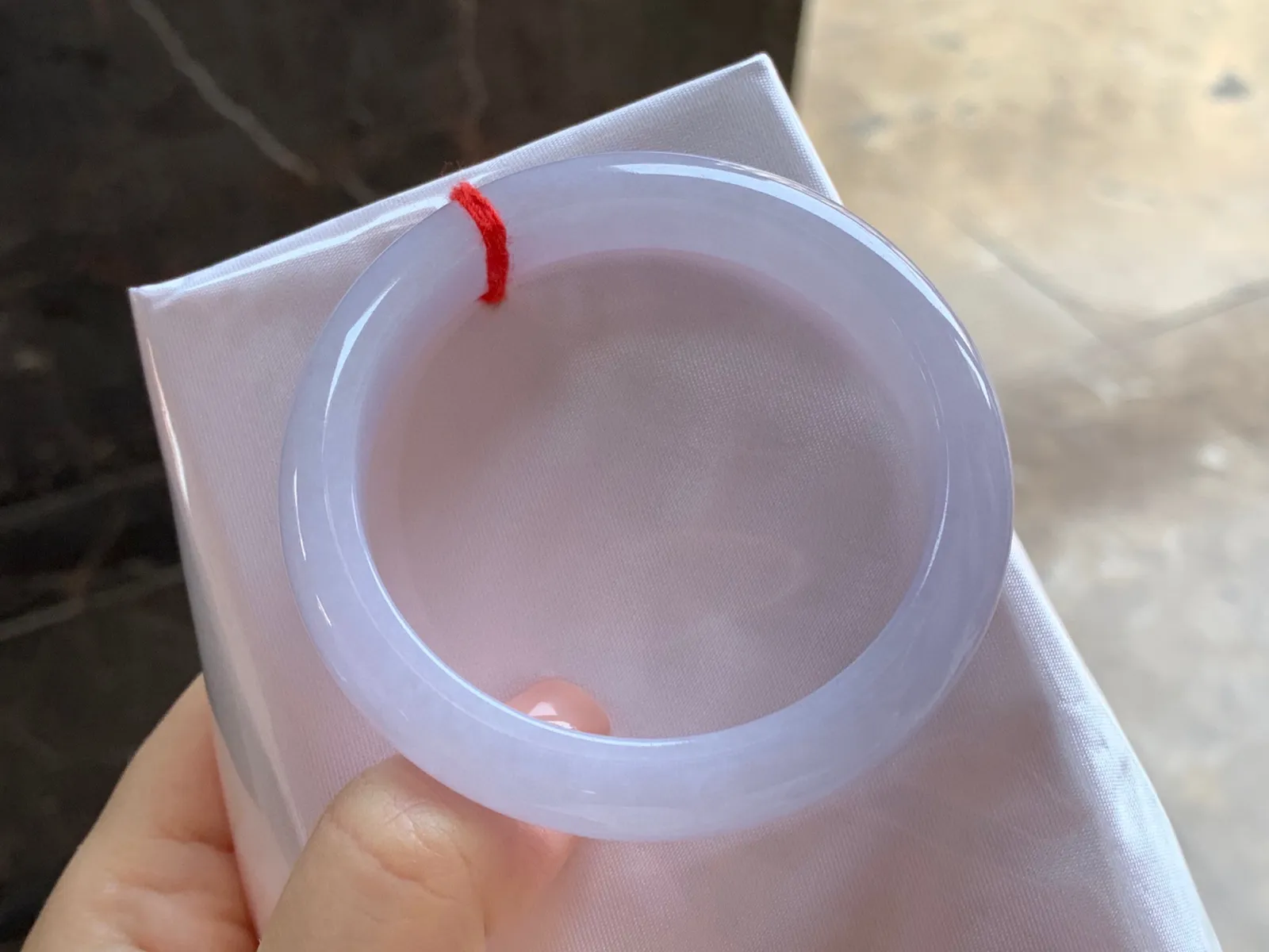 春色手镯
尺寸：53.5-10.9-8mm
肉质细腻干净～水润清秀