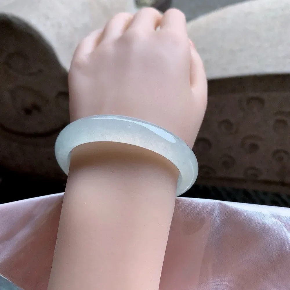 贵妃冰蜜糖黄 无瑕 尺寸:55.1/47.2/12.3/7.6 种水好