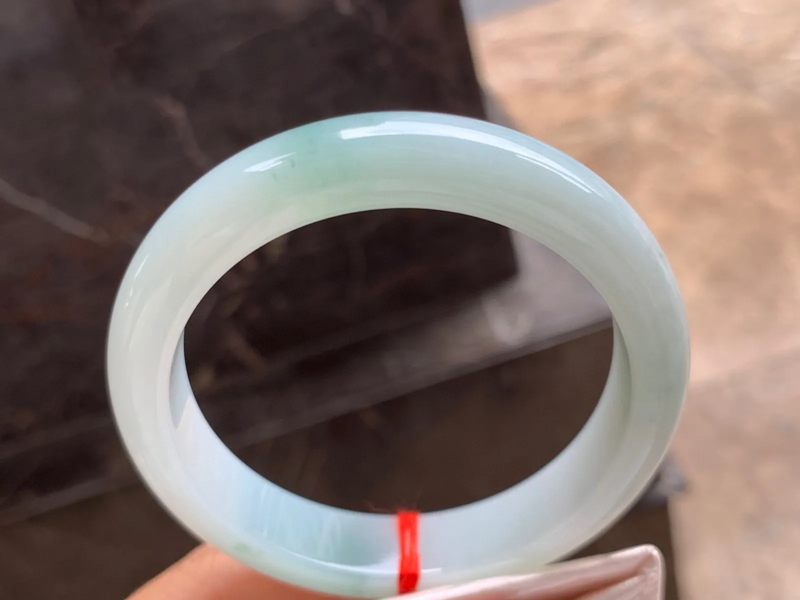 60-13-9mm
飘花手镯 底子细腻干净 花色清爽 大圈口