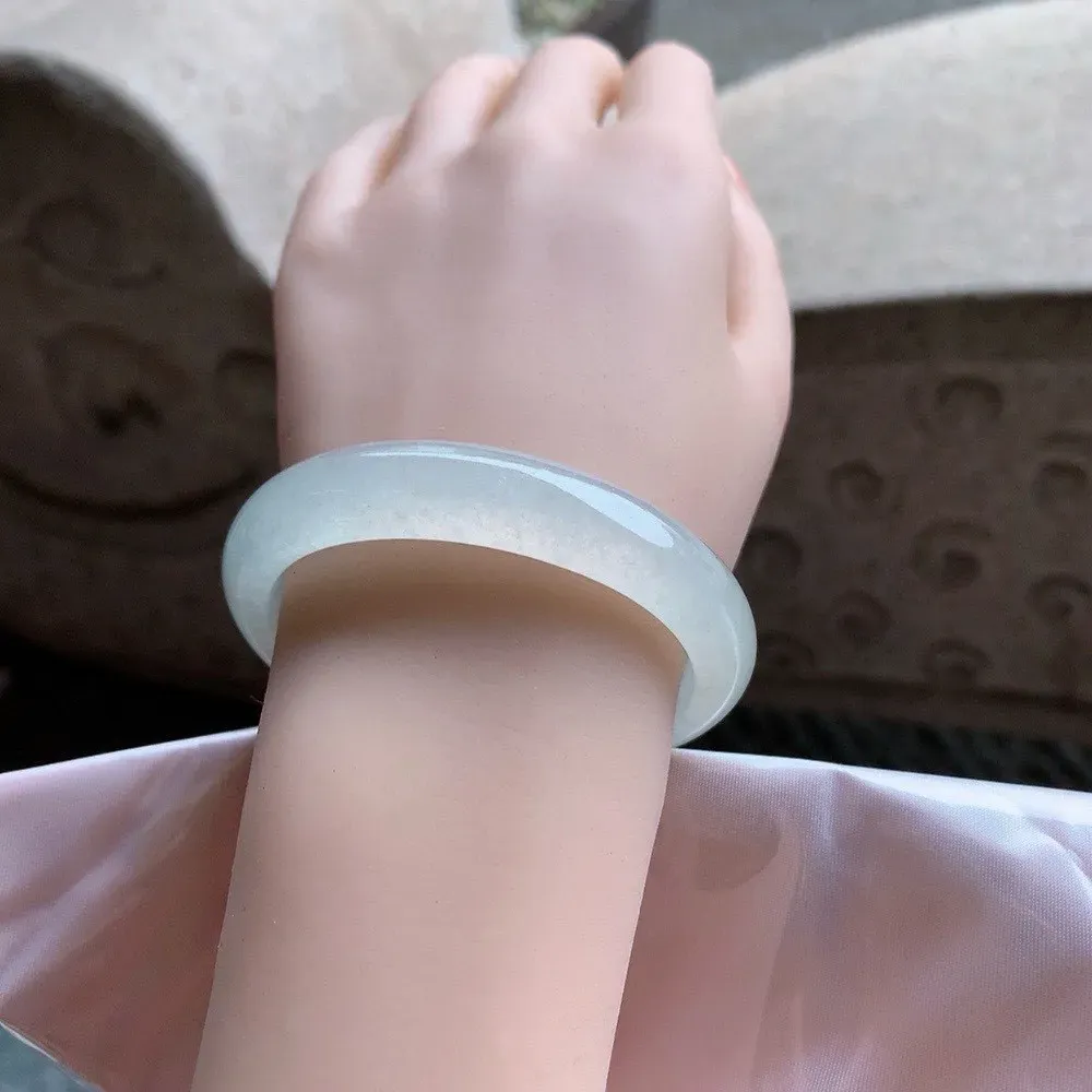 贵妃冰蜜糖黄 无瑕 尺寸:55.1/47.2/12.3/7.6 种水好