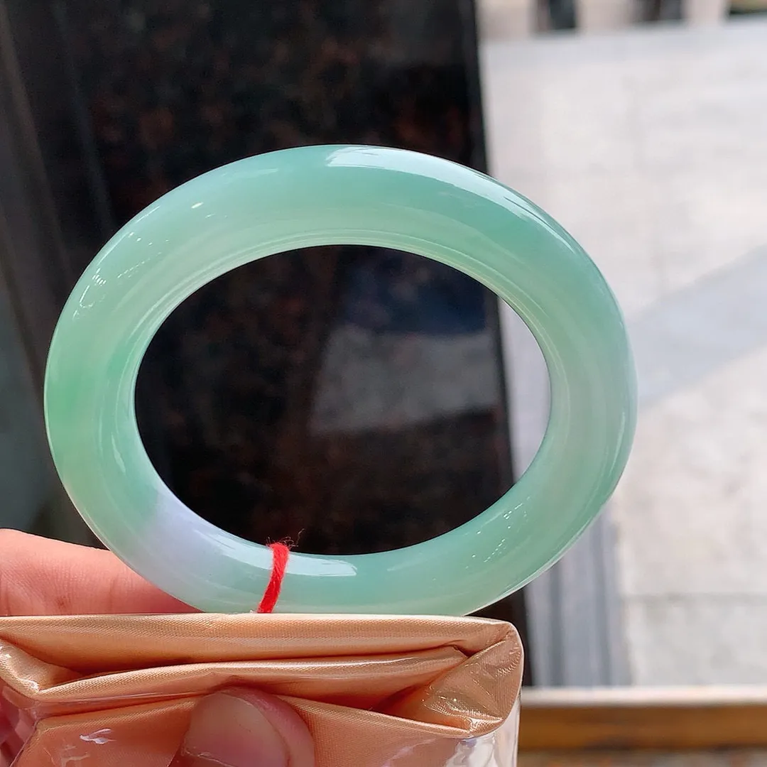 圆条冰绿  尺寸:55.1/11.2 种色兼备