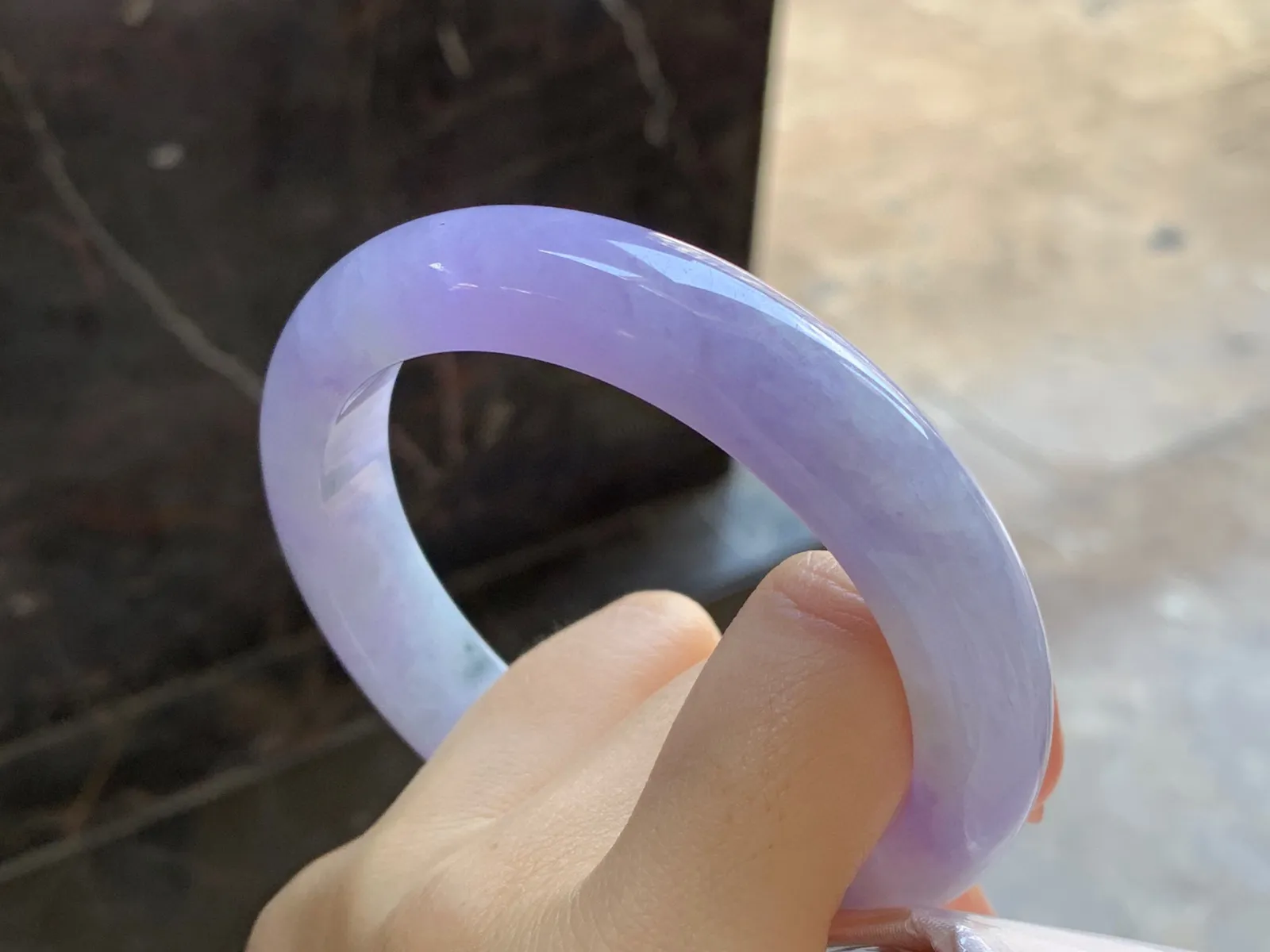 紫罗兰手镯
尺寸：63-13.4-9.6mm
颜色浓郁～大圈口 上手好看