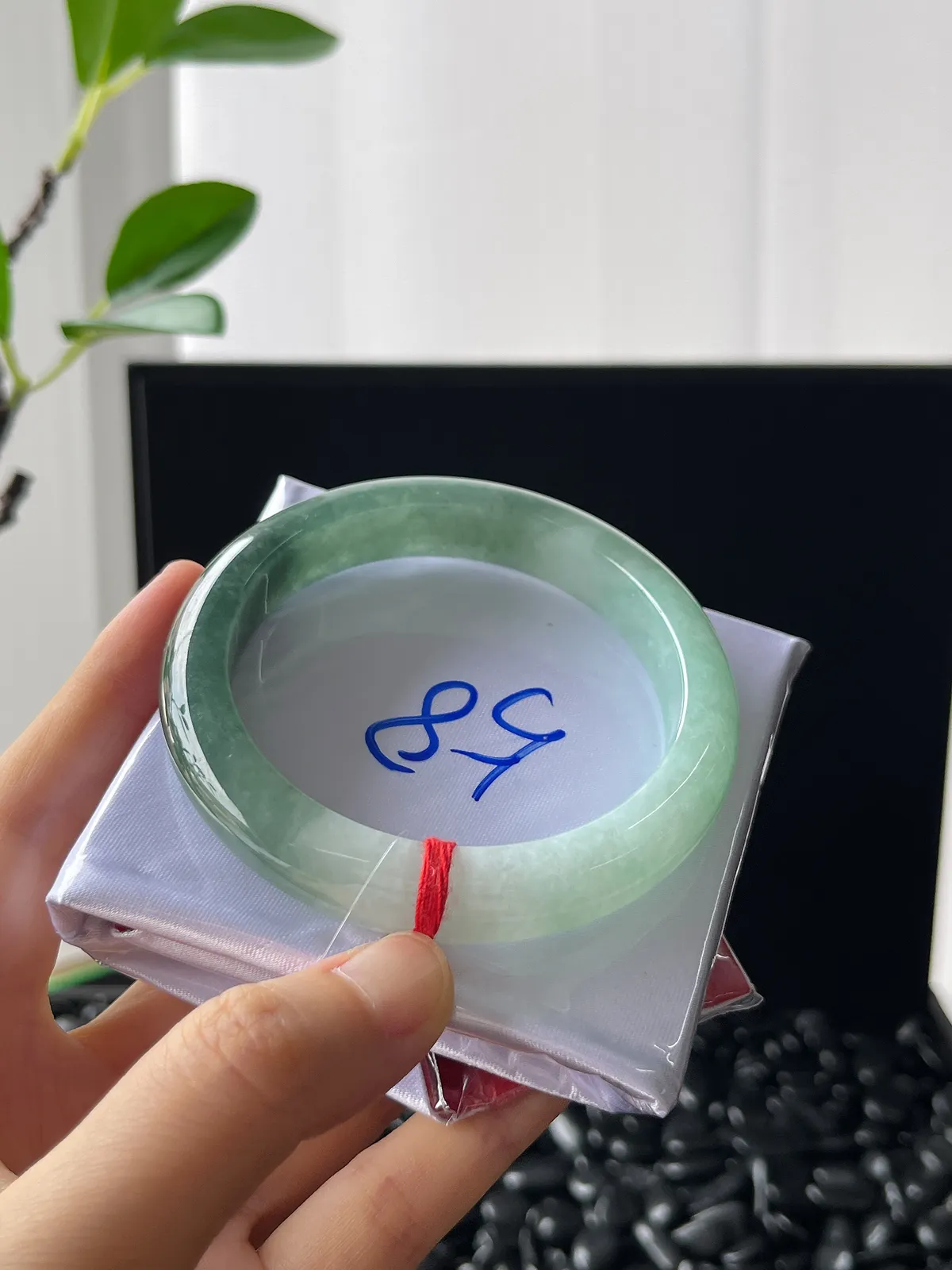 正圈58圈口，翡翠半山水手镯