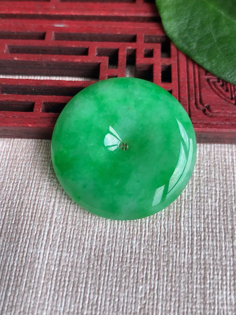 缅甸a货翡翠ddj老坑冰种满绿阳绿平安扣吊坠  整体32×5.5mm 12.62