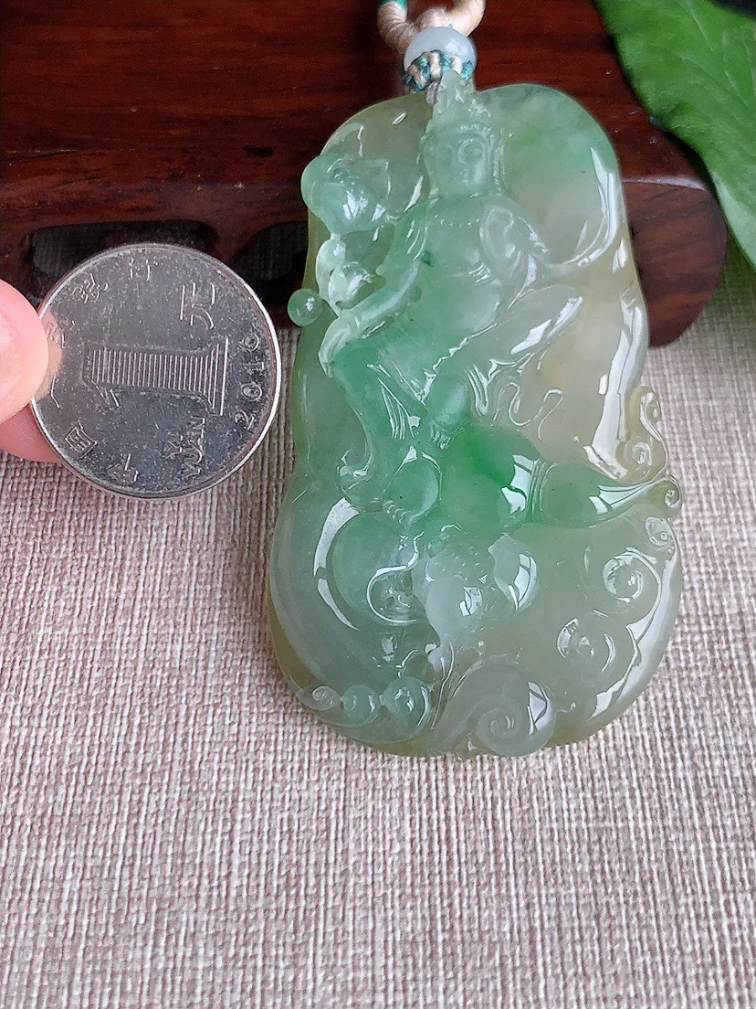 缅甸a货翡翠ddj老坑冰种黄加绿双彩大势至菩萨吊坠  整体66×39.3×9mm 46.00
