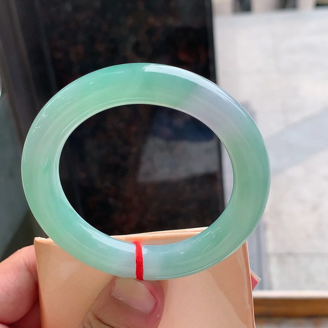 圆条冰绿  尺寸:55.1/11.2 种色兼备