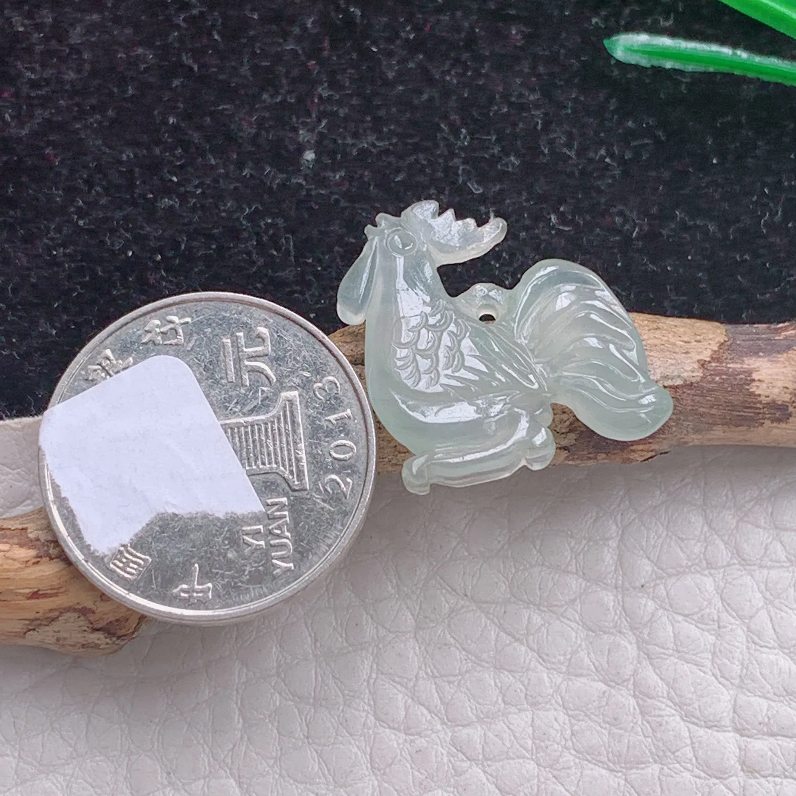 mf实拍22.8*21*4缅甸翡翠A货冰胶金鸡独立 立体生肖鸡玉吊坠