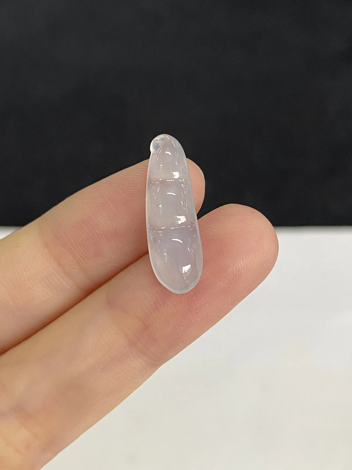 冰透翡翠，冰种福豆，缅料精品，晶莹剔透，佩戴佳品