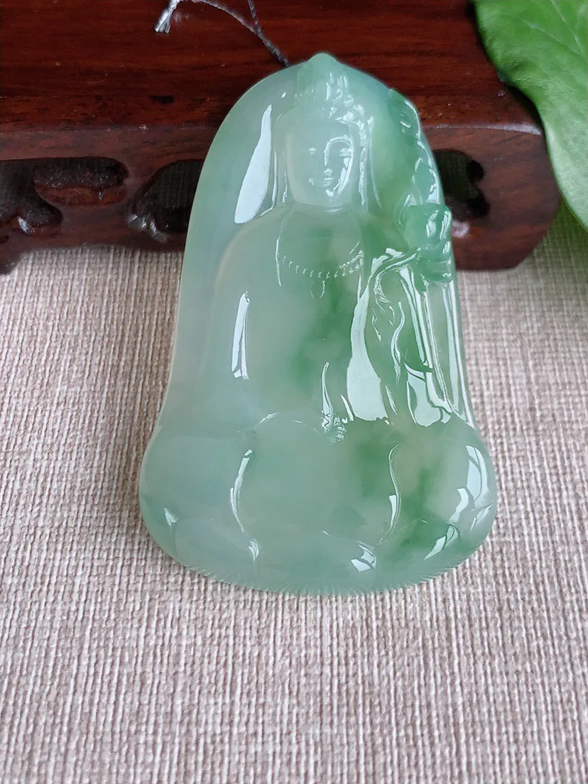 缅甸a货翡翠ddj老坑冰种飘花大势至菩萨吊坠 整体62.6×39.4×6mm 29.38