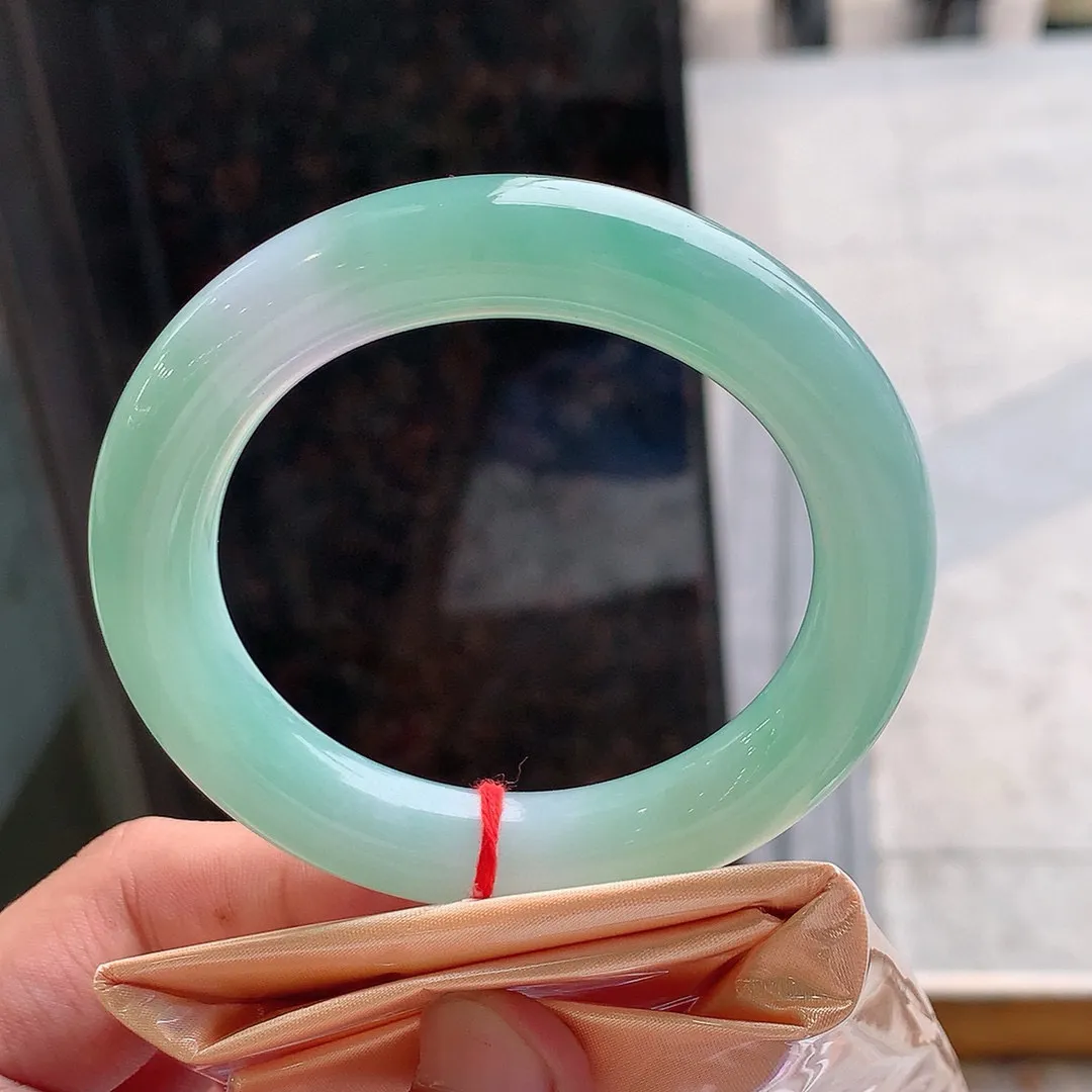 圆条冰绿  尺寸:55.1/11.2 种色兼备