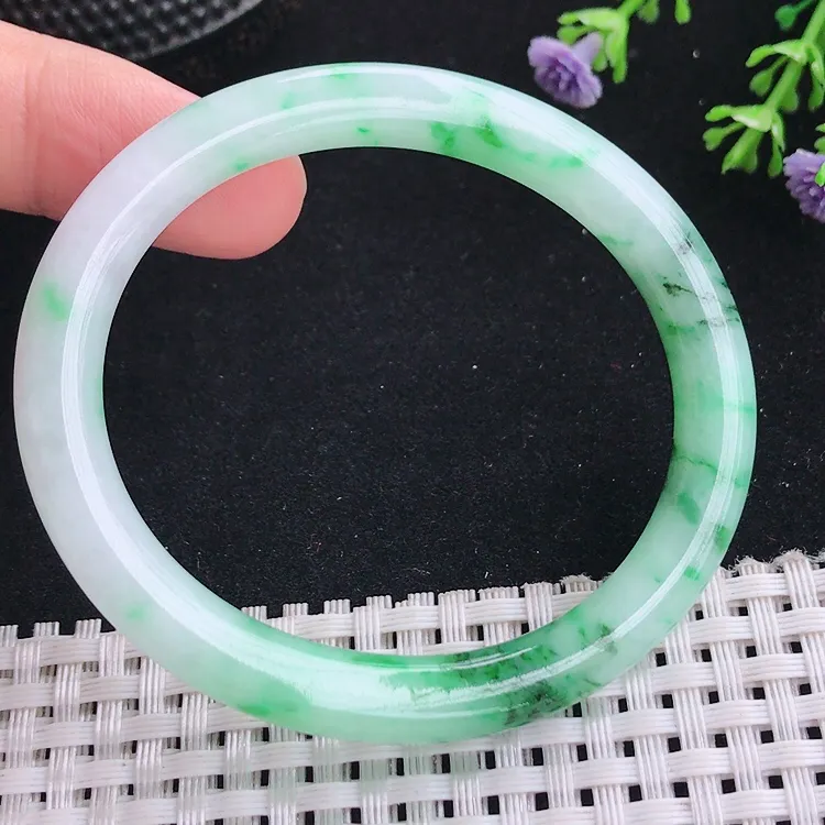 自然光52.8圈口老坑精美冰润飘绿花贵妃手镯翡翠玉镯尺寸52.8/46.3/7/7.6