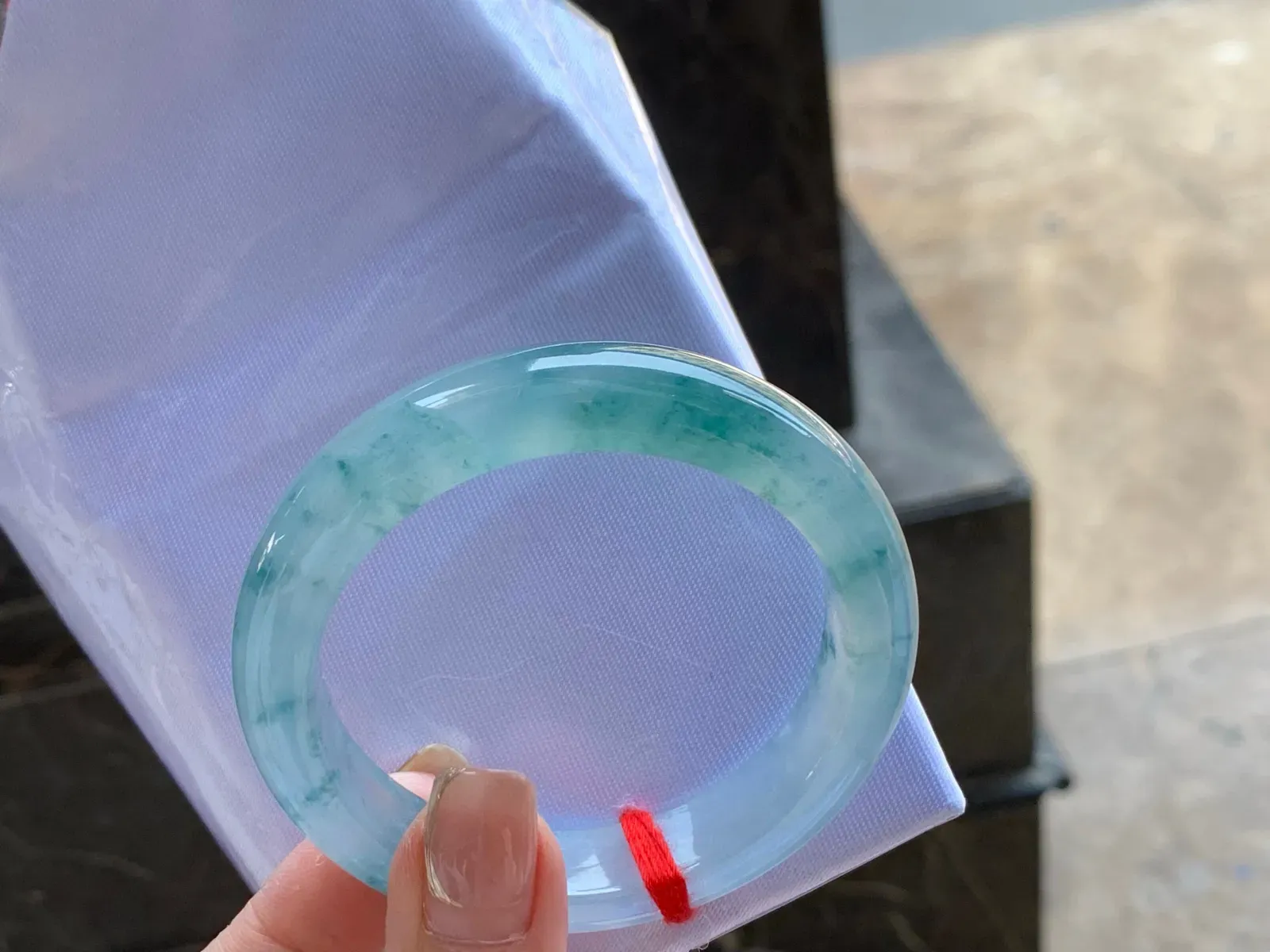 飘花手镯
清爽灵动 53.7/12.2/8.7mm