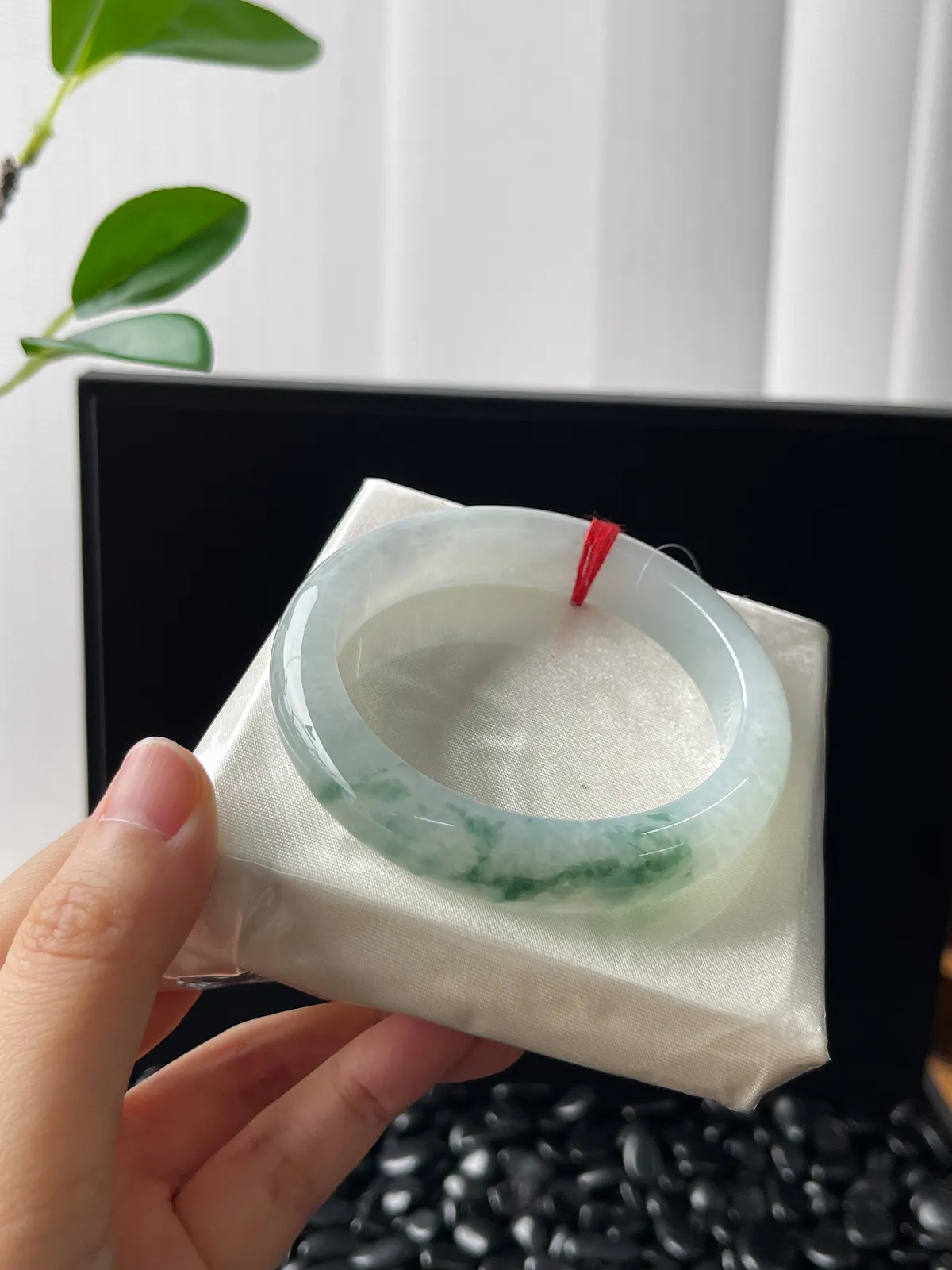 正圈54.2圈口，翡翠冰糯种飘花手镯