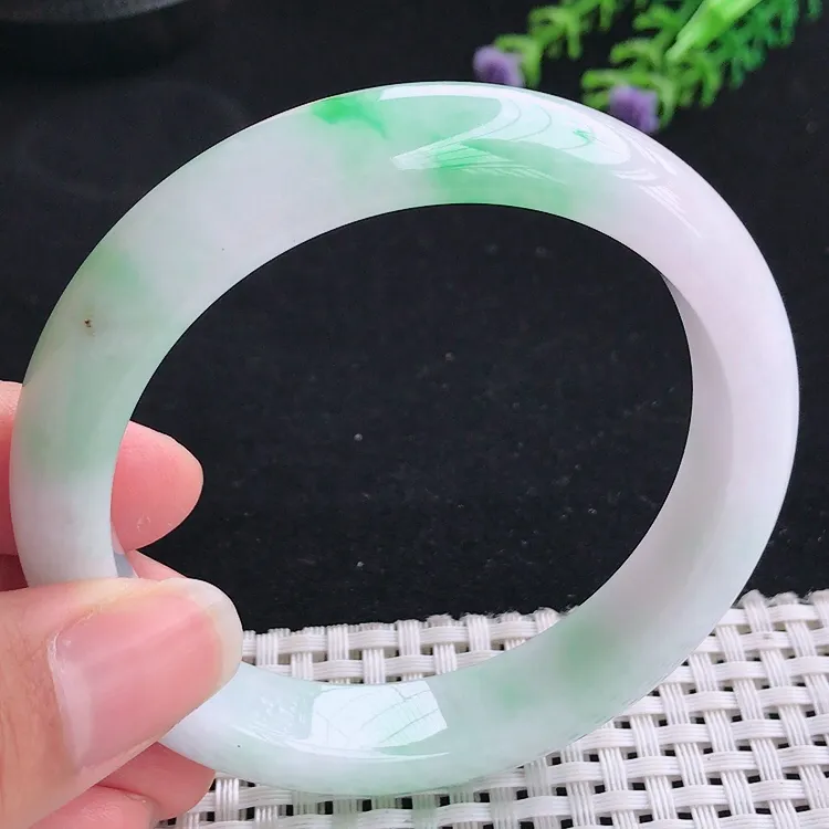 自然光59大圈口老坑精美温润飘阳绿手镯翡翠玉镯尺寸59/12.8/8.8
