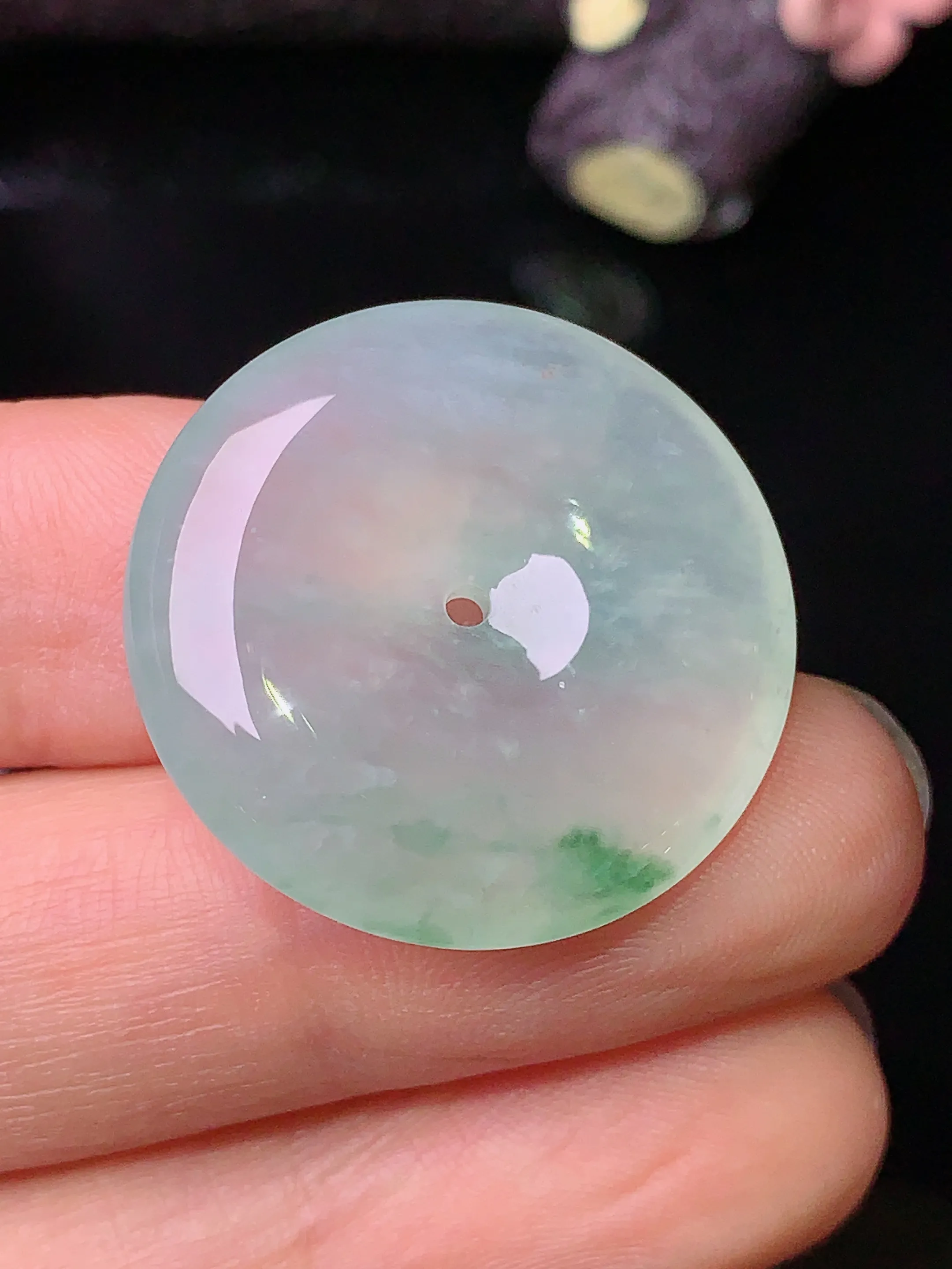 冰种平安扣吊坠 玉质细腻 色泽清新艳丽 整体尺寸24.8*5.7