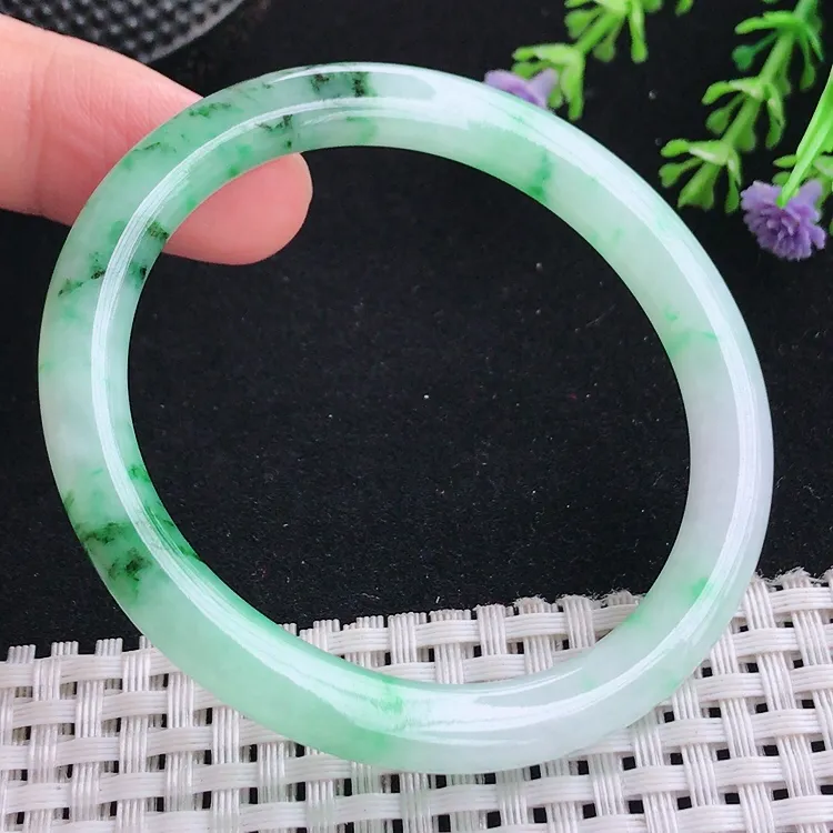 自然光52.8圈口老坑精美冰润飘绿花贵妃手镯翡翠玉镯尺寸52.8/46.3/7/7.6