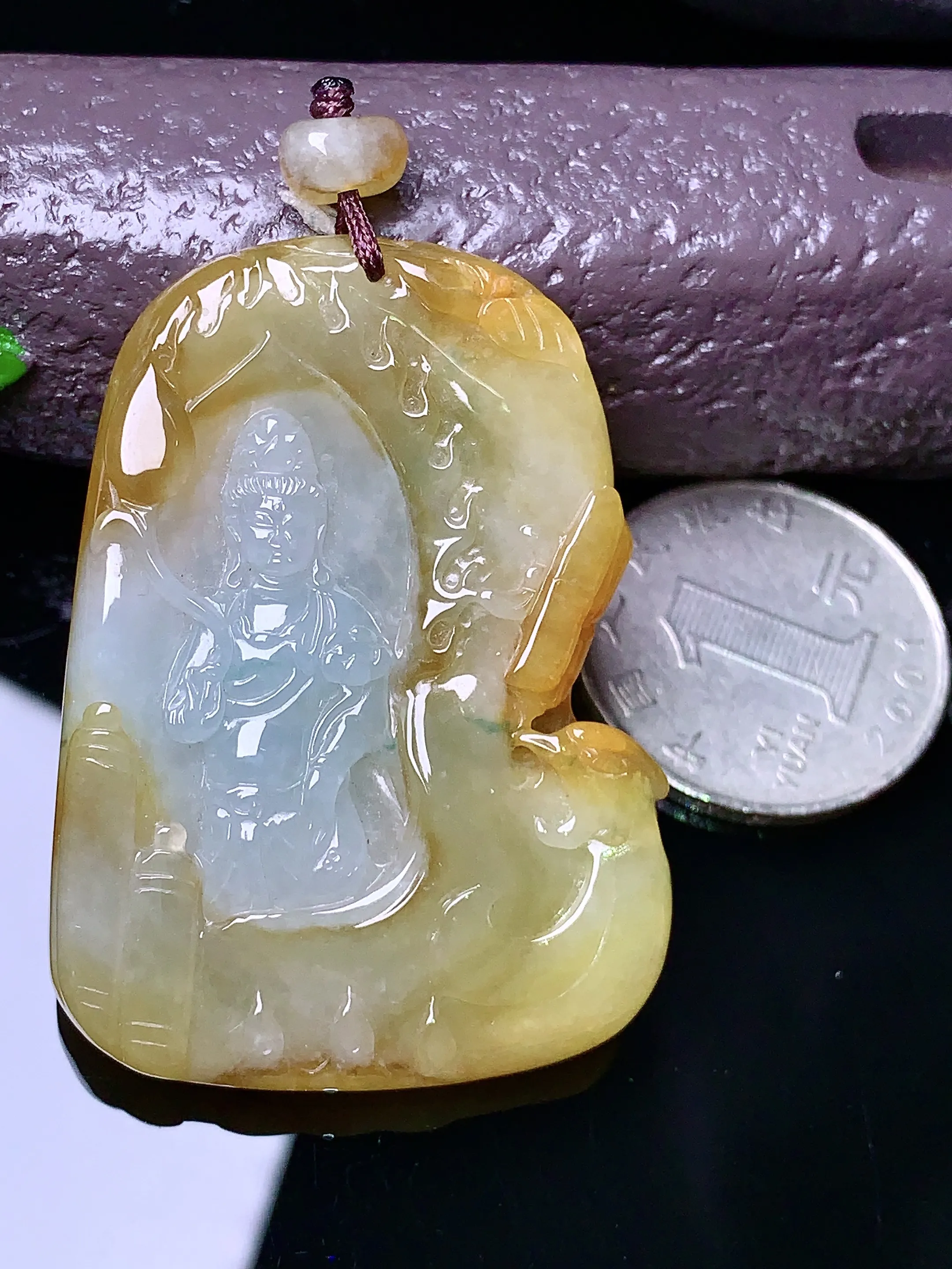 黄翡观音吊坠 玉质细腻 色泽清新艳丽 整体尺寸49*35.6*6.7