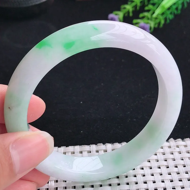 自然光59大圈口老坑精美温润飘阳绿手镯翡翠玉镯尺寸59/12.8/8.8