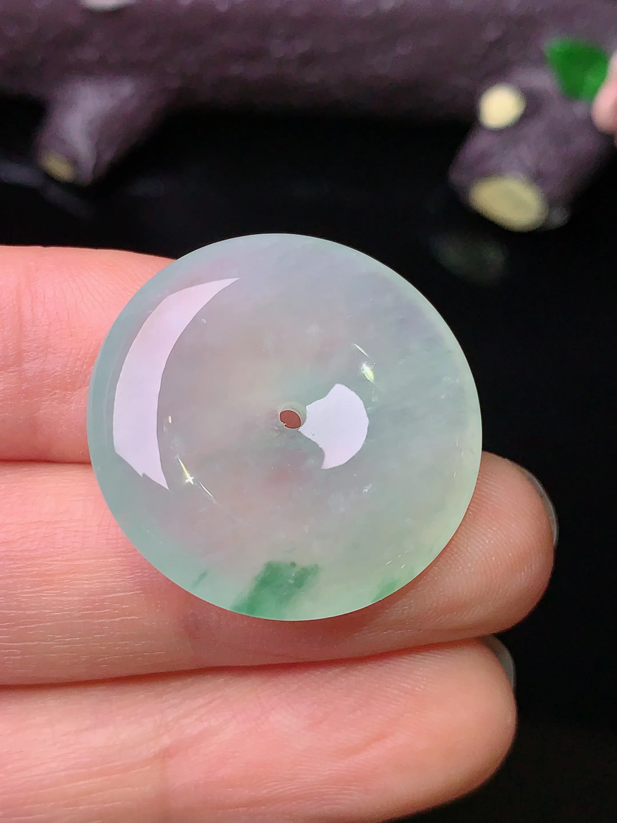 冰种平安扣吊坠 玉质细腻 色泽清新艳丽 整体尺寸24.8*5.7