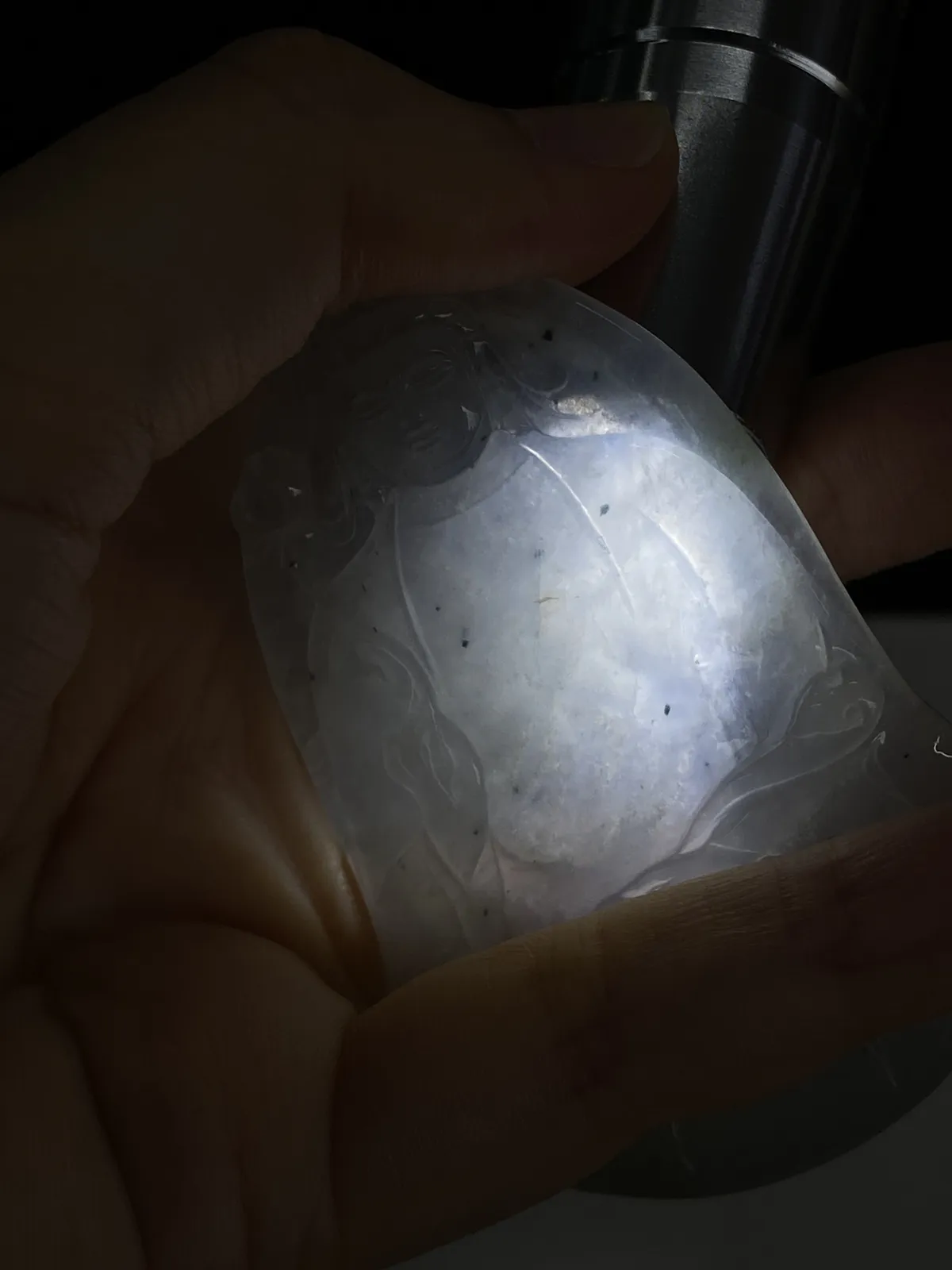 翡翠冰糯种白色吊坠