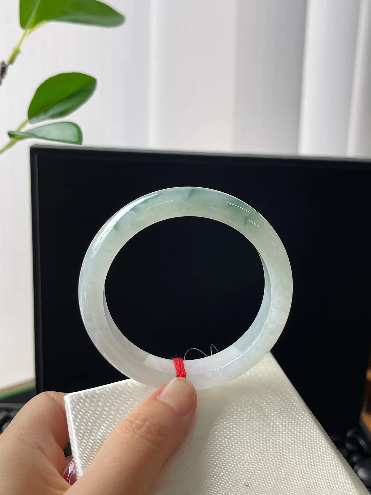 正圈54.2圈口，翡翠冰糯种飘花手镯