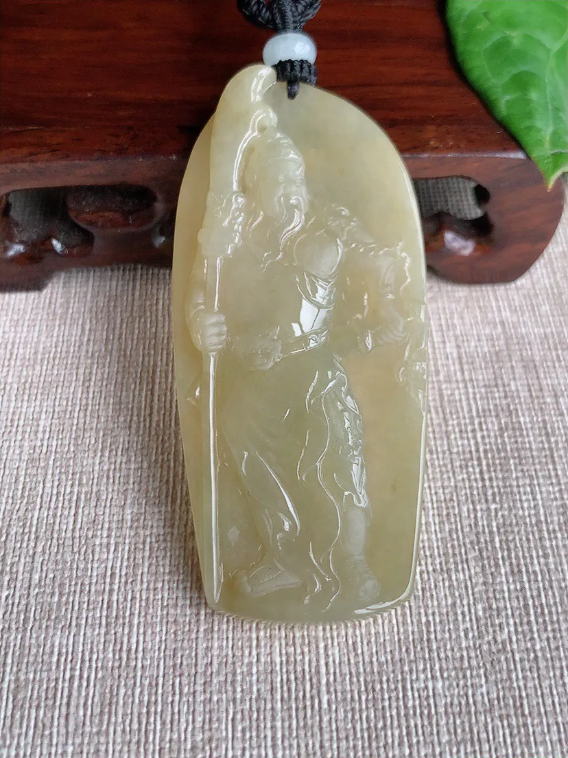 缅甸a货翡翠ddj老坑冰种黄翡关公吊坠 整体67.5×30.6×6mm 29.00