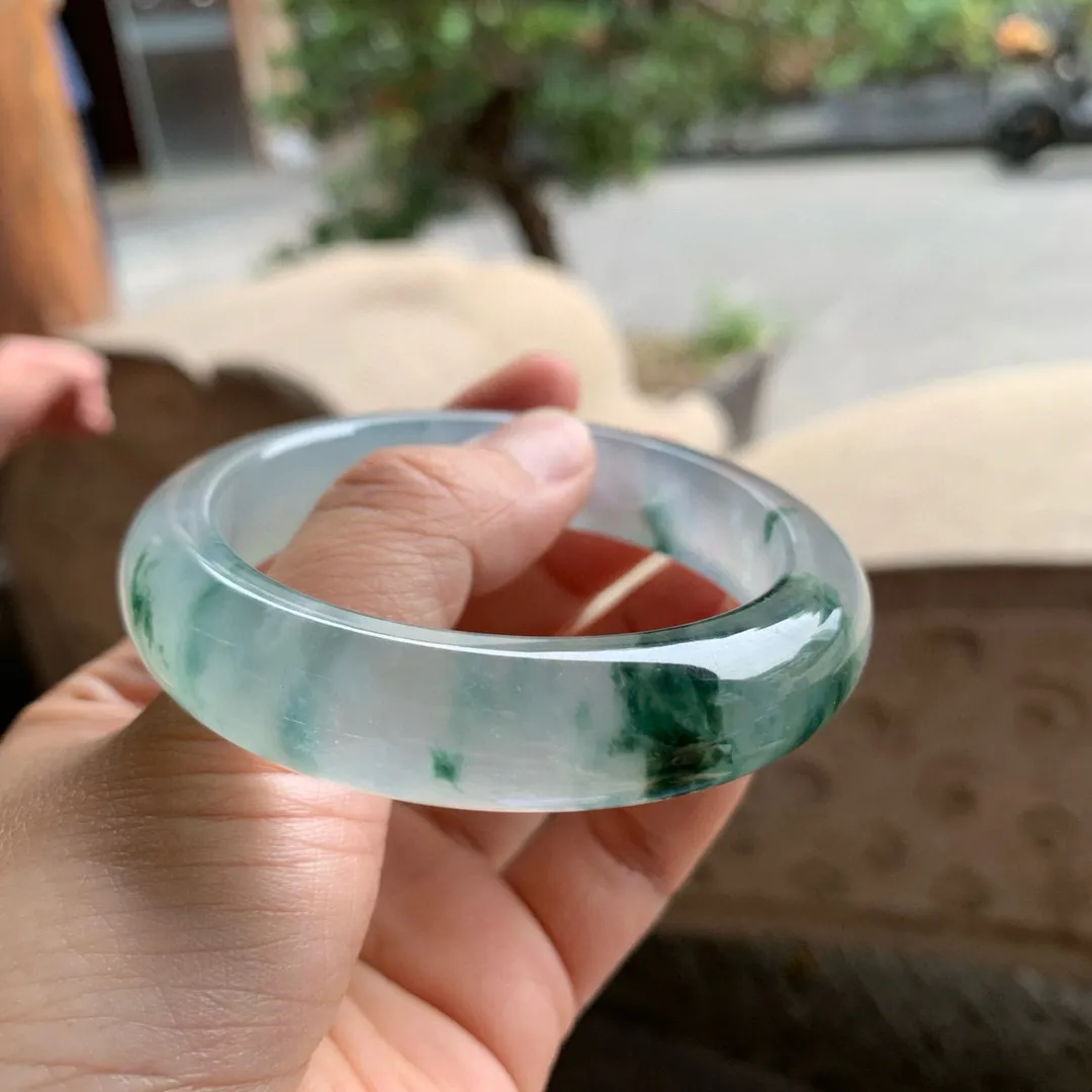 正圈玻璃种飘花 一丝牛毛纹无碍 尺寸:55.3/13.2/9.2  荧光闪闪 强刚光 懂货来