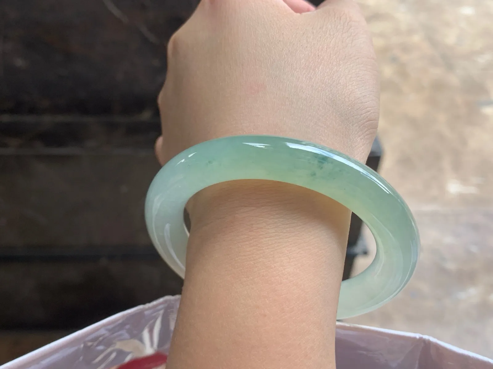 56-11

冰种圆条手镯^_^水润冰透