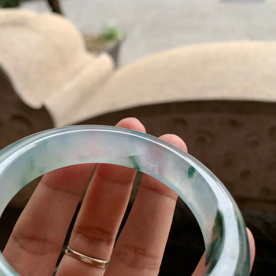 正圈玻璃种飘花 一丝牛毛纹无碍 尺寸:55.3/13.2/9.2  荧光闪闪 强刚光 懂货来